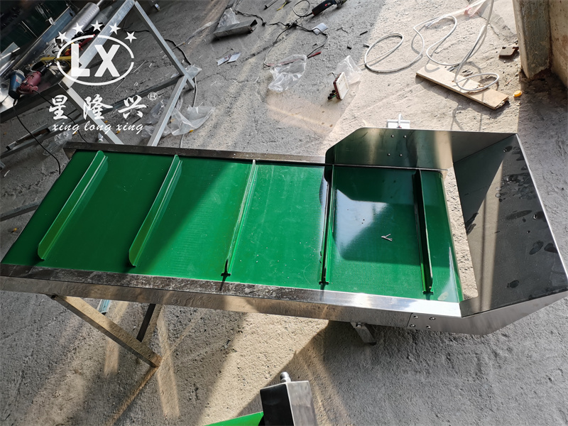 爬坡機(jī) 爬坡機(jī)