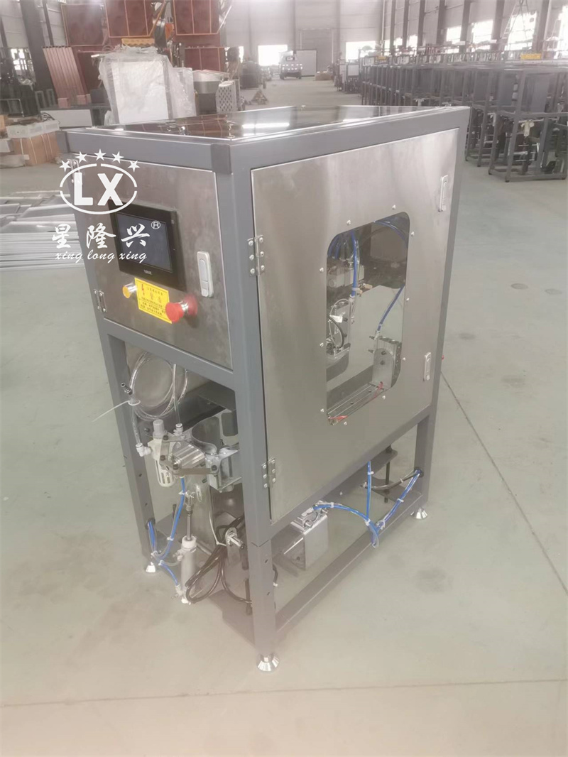 裝袋扎繩一體機 裝袋扎繩一體機